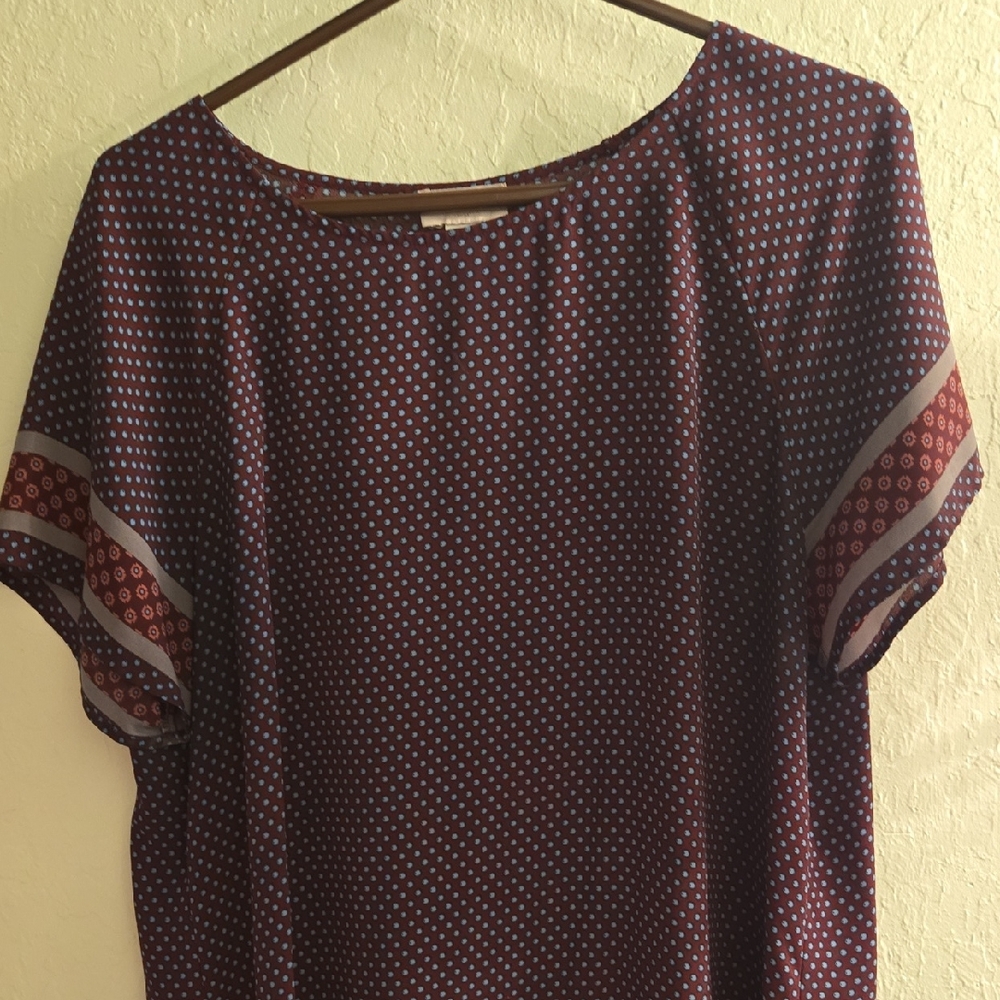 LOFT Burgundy and White Patterned Blouse